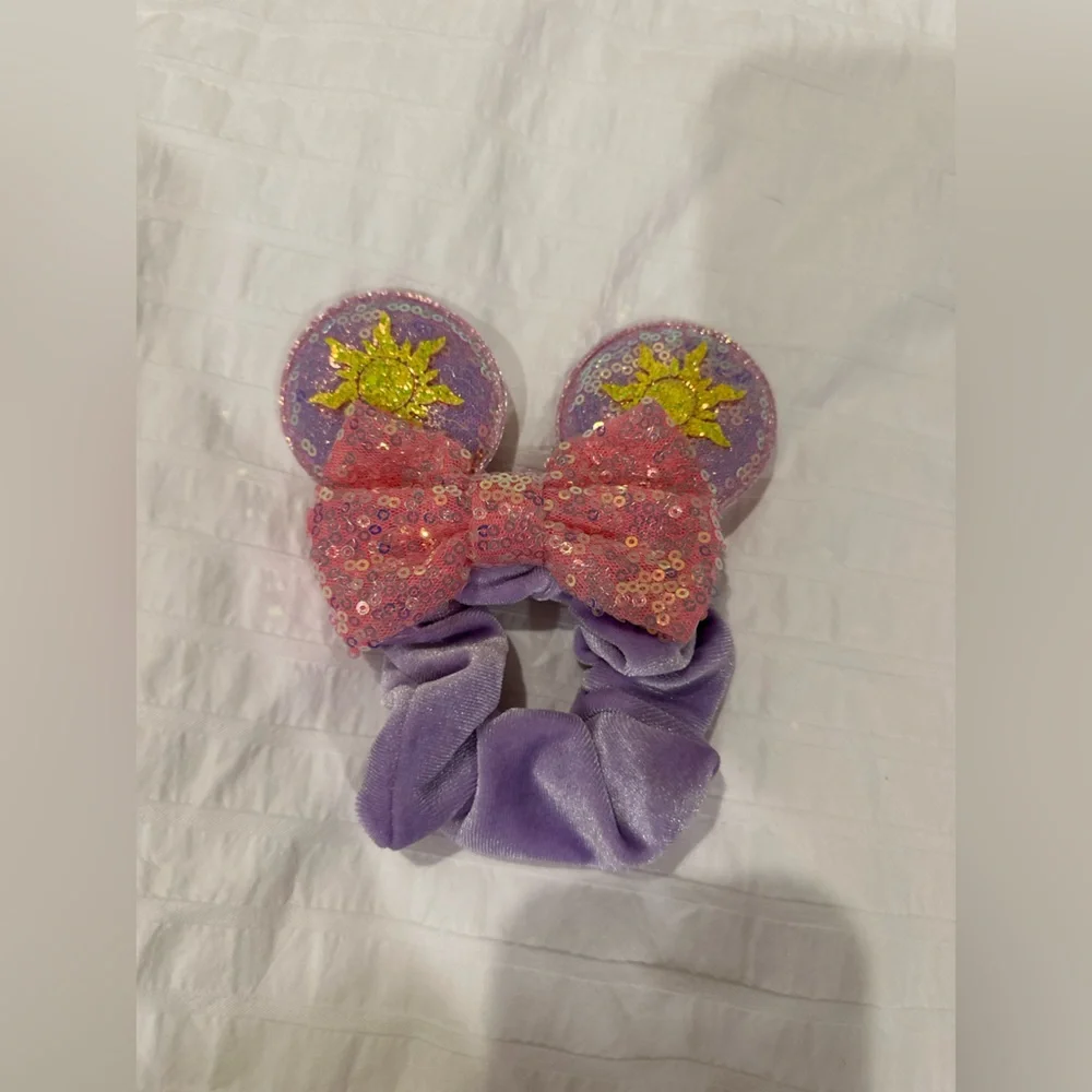 Rapunzel hair tie